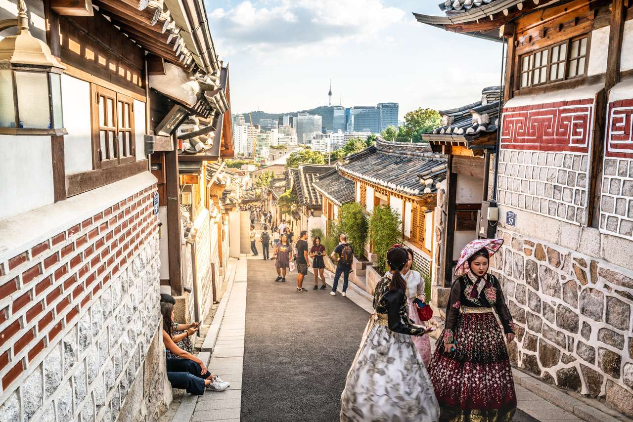 KHÁM PHÁ HANOK BUKCHON - NGÔI LÀNG CỔ GIỮA LÒNG THỦ ĐÔ SEOUL HOA LỆ